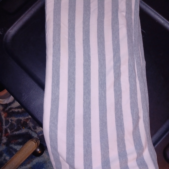 4 Cotten Baby Blankets - Picture 8 of 11